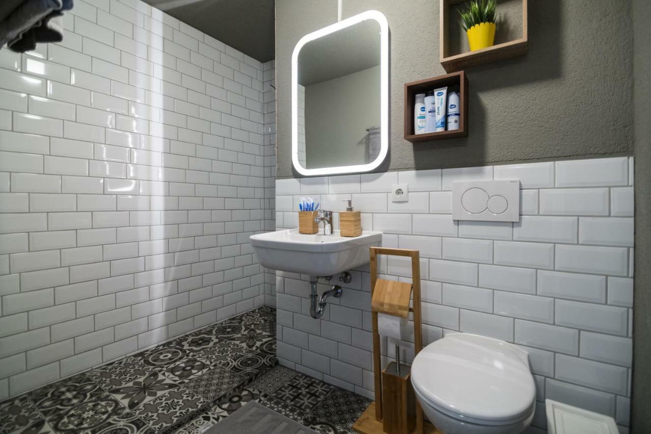 The Liv. - Station Appartement